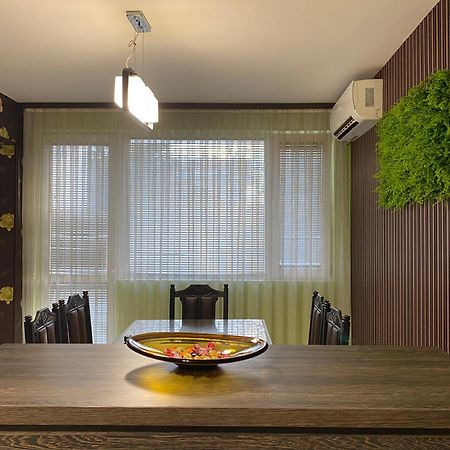 Gala Apartment Veliko Tŭrnovo Exterior photo